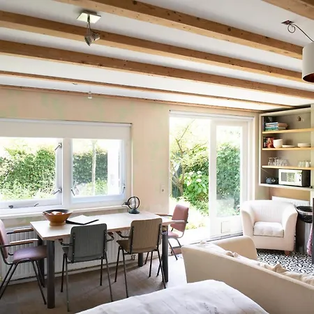Family House 2* Amsterdam