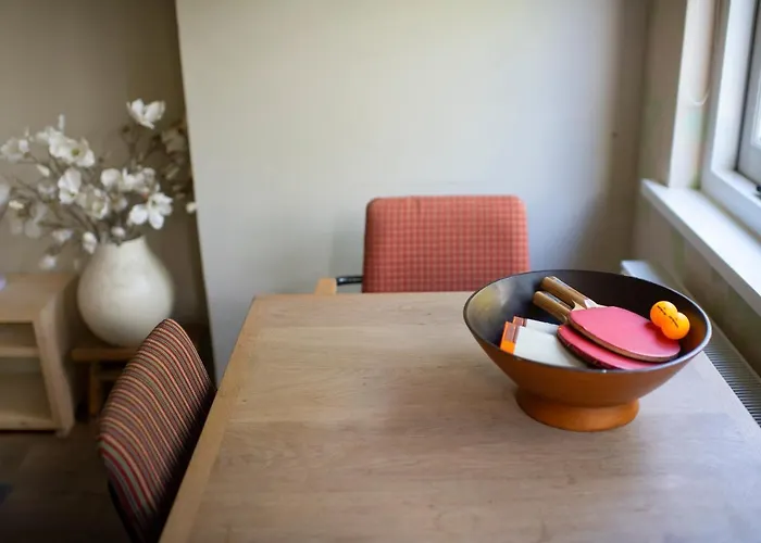 בית הארחה Family House אמסטרדם